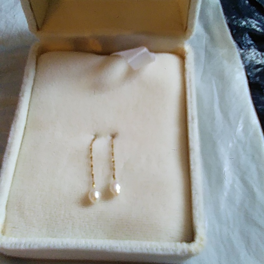 Gold Plated and Freshwater Pearl Necklace